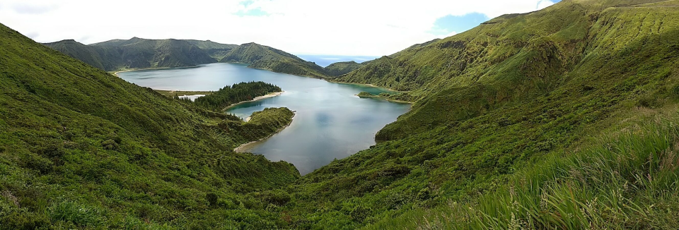 Another beautiful crater lake - Lagoa do Fogo